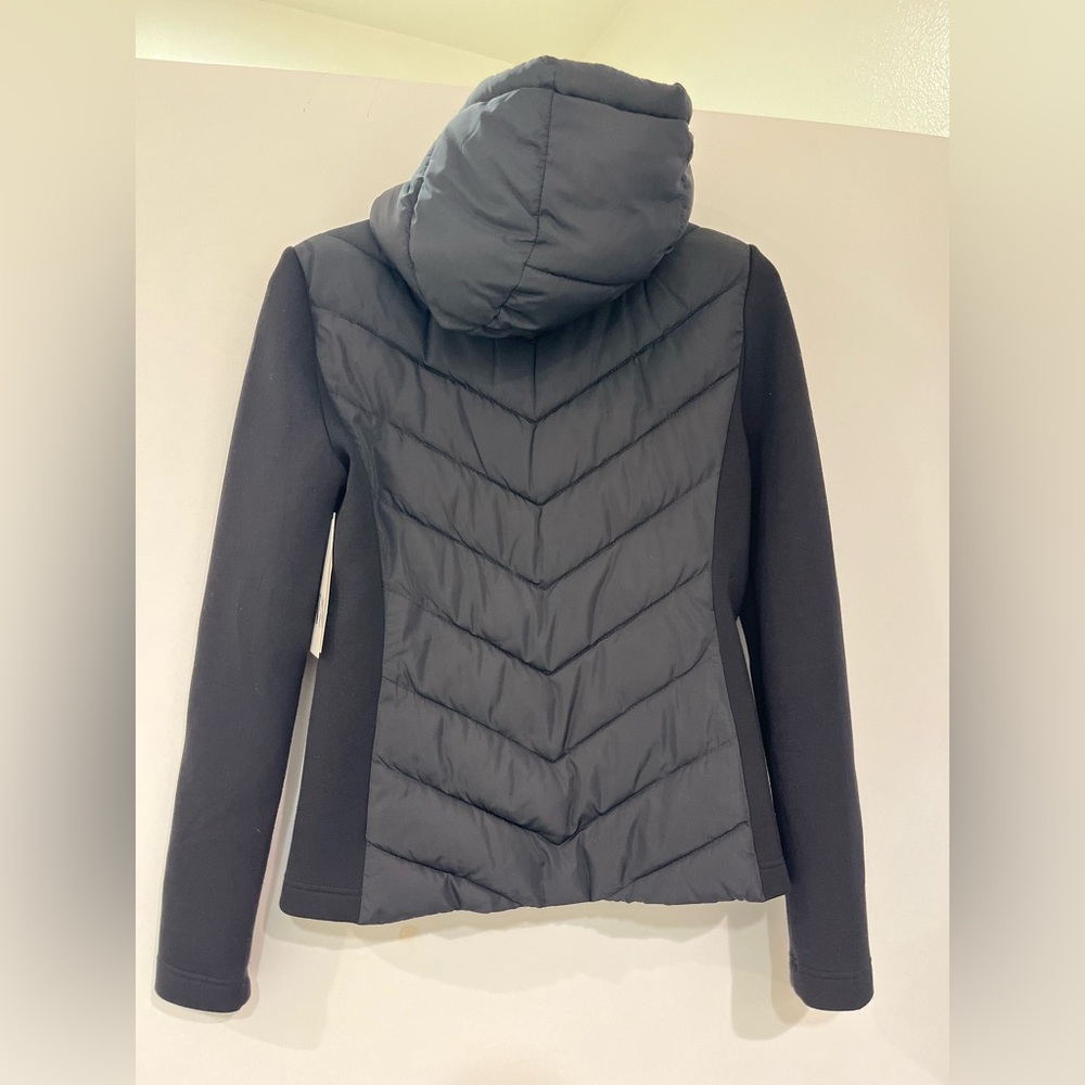Zara Women's Stylish Black Puffer Jacket BNWT - Picture 2 of 6